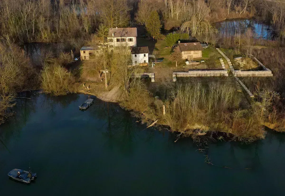 Haus am Mincio — Ferienhaus mit Bootssteg direkt am Fluss Mincio bei Mantova